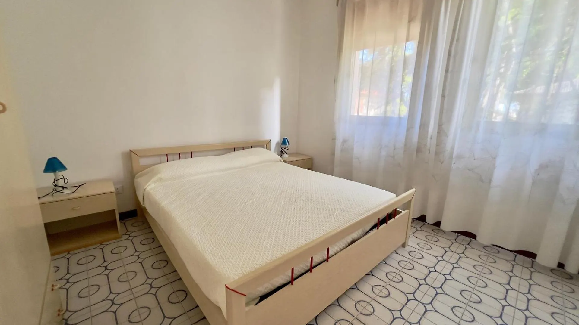 Residence 5 Pini - Home Immobiliare ليدو دي يسولو إيطاليا